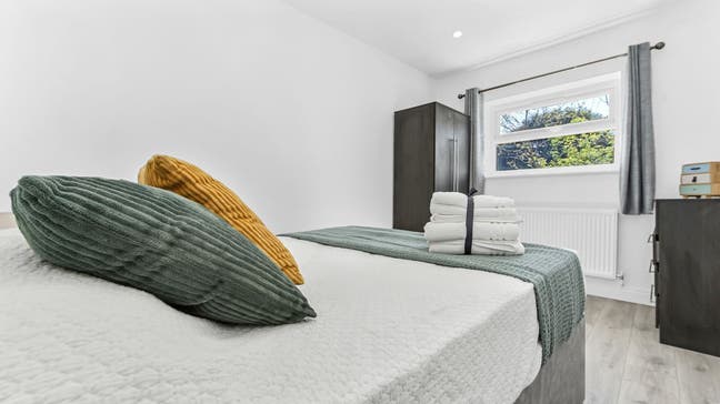 Double Room in Clapham | SW4 Main Photo