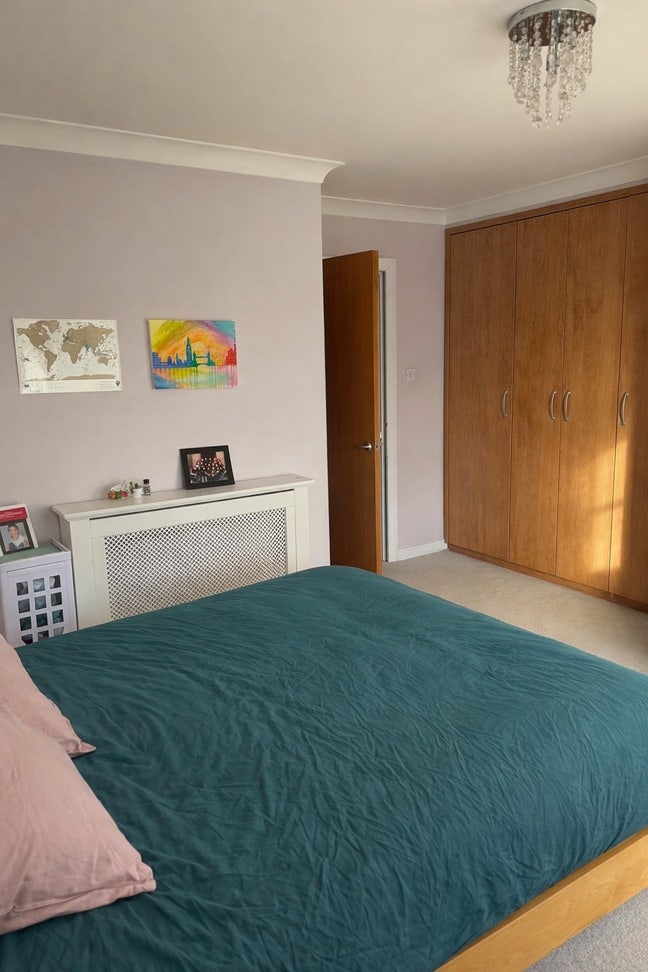 Furnished Double Room in Leith Main Photo
