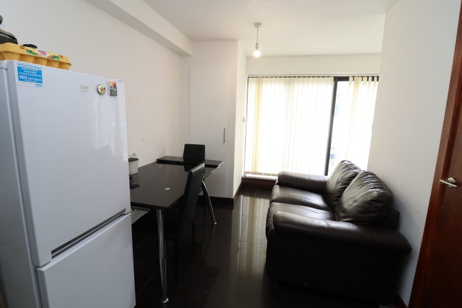 This Is Home-Lovely Double Room in Canary Wharf!! Main Photo