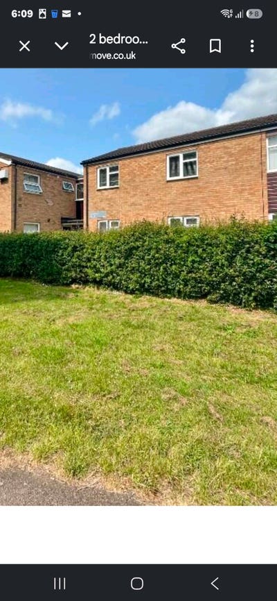 2 bed ideal 4 Lister hospital Main Photo