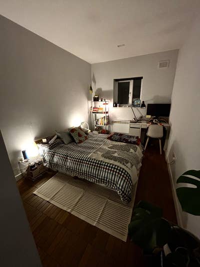 Double Bedroom to Let Main Photo