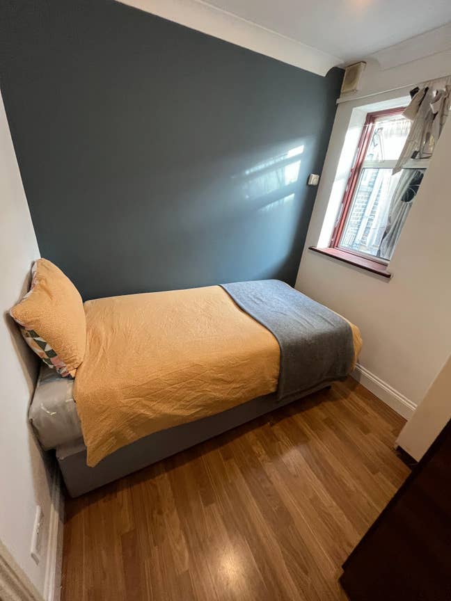 🏡 Single Room Available to Let in - Willesden  Main Photo