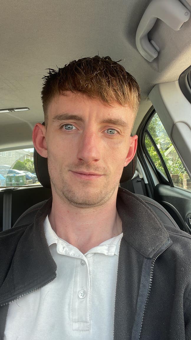 Professional Male seeks a single or double room Main Photo