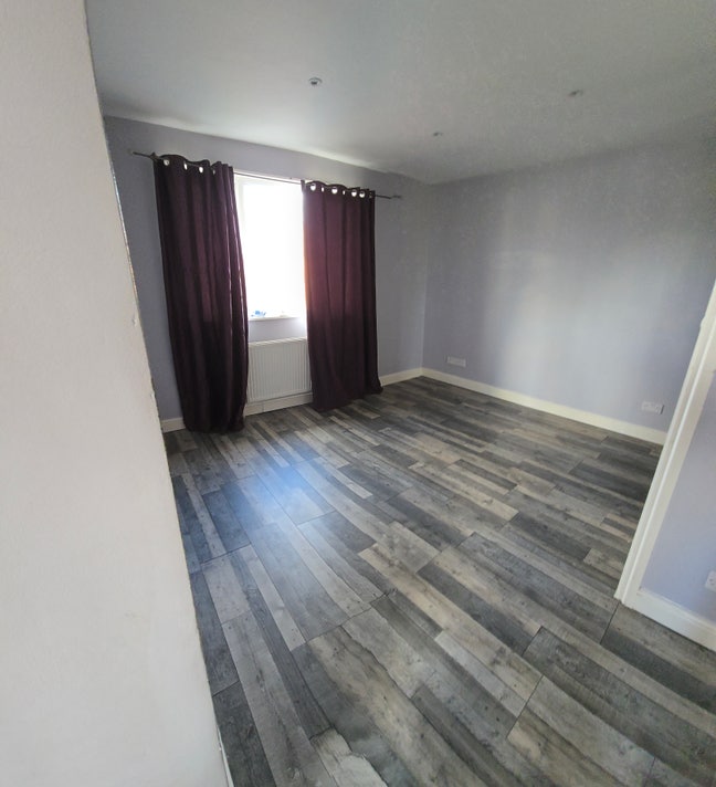 Spacious 5-Bedroom House to Rent  Main Photo