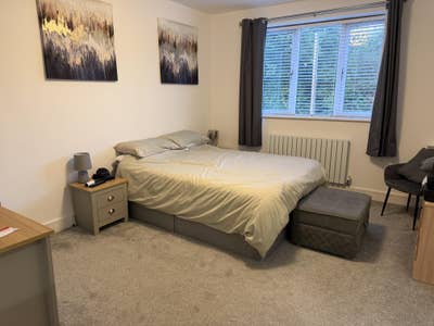 XL Double Room, Work Space + Separate Living Room Main Photo