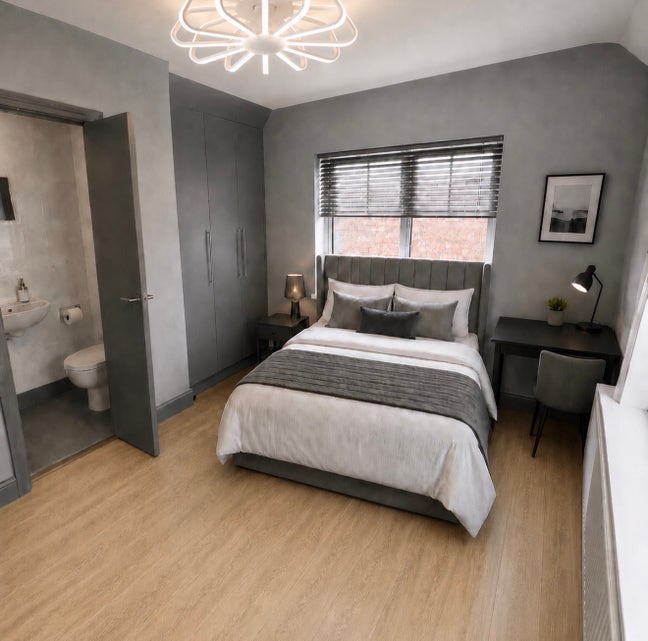 Large modern house with 4 ensuite rooms in Bilston Main Photo