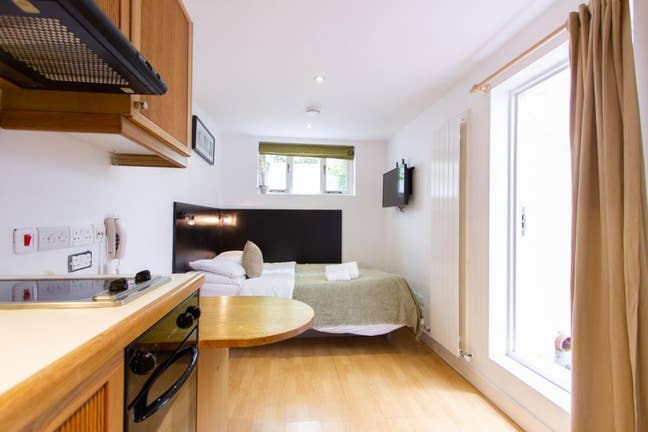 Stunning Studio flat bills included, Euston Main Photo