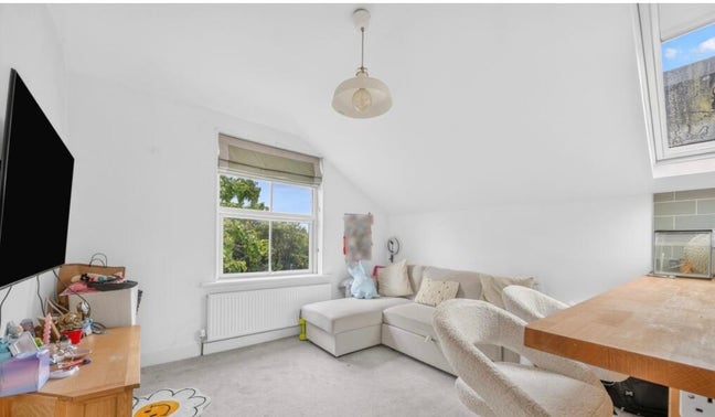 2-Bed Flat – Excellent South Croydon Location Main Photo