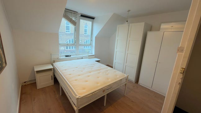 🏡 Fully Furnished Room - Prime Clapham Location Main Photo