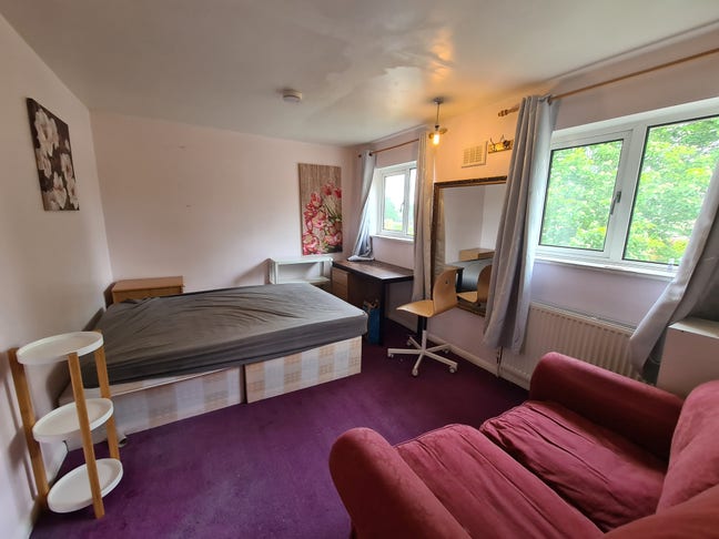 Room with private conservatory and double room Main Photo