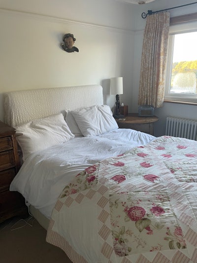 Large Double Room Garden Facing Main Photo