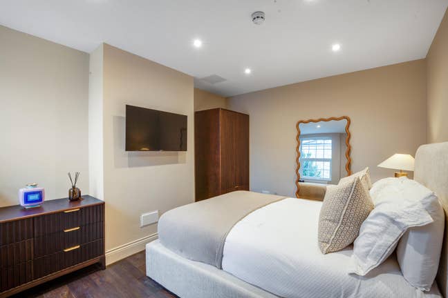 🔥High End House Share City Centre🔥 Parking Include Main Photo