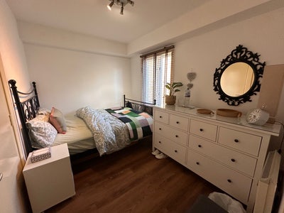 Mon-Fri - East End E1 - Double Room  Main Photo
