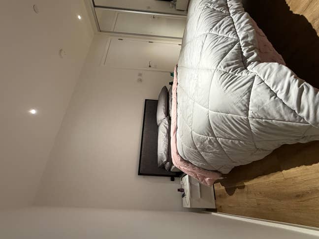 🏡 Spacious Double Room Available – Fizzy East 16, Main Photo