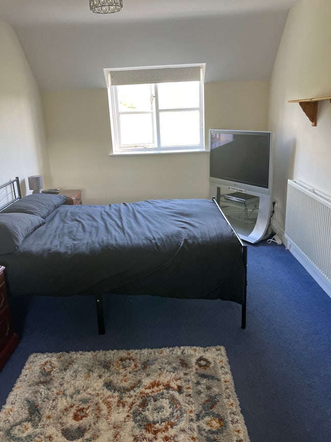 Large double room charlbury Main Photo