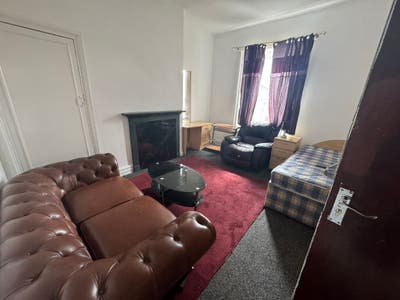 23 York Street Main Photo