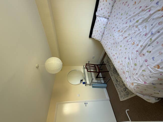 Double room for short term rent - Females only Main Photo