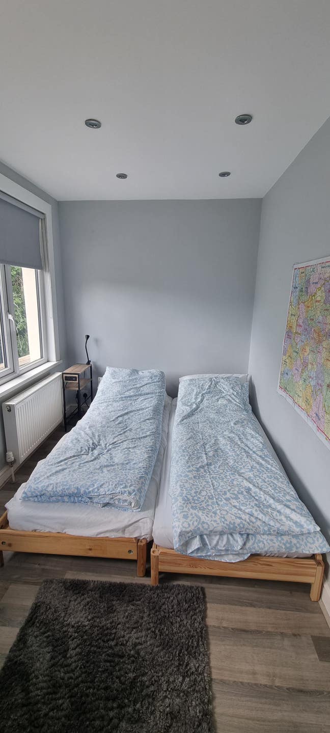 Double Bedroom Available Main Photo