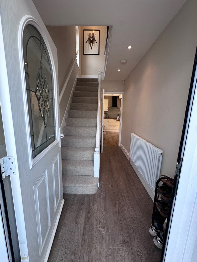 2 Bedroom Fully Furnished Sublet House Main Photo