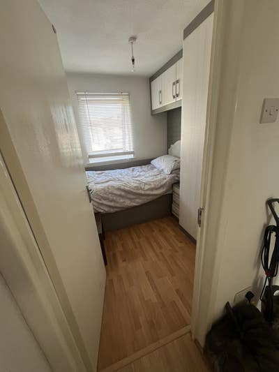 Single room available with garden and parking. Main Photo