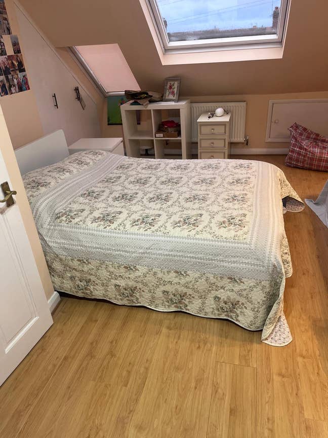 Spacious rooms in a quiet residential area Main Photo