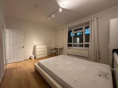 Double Room near London Bridge Station Main Photo