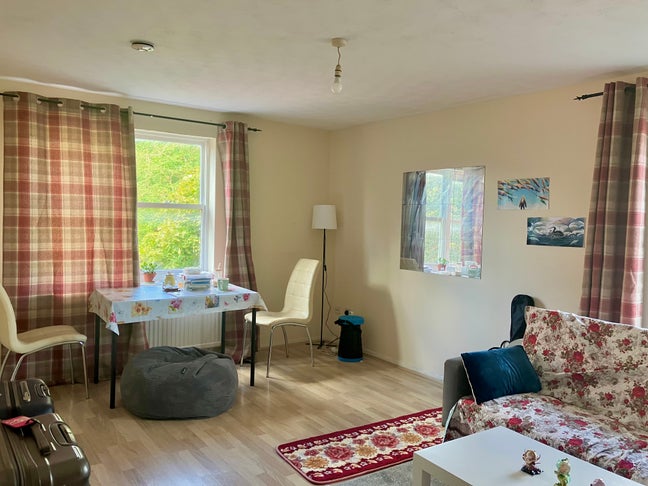 Spare room in Camden 2 bed 1 bath (females preferred) Main Photo