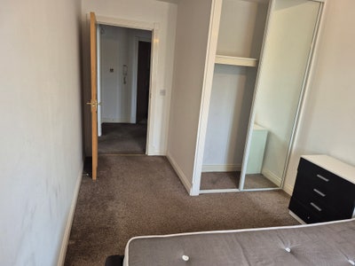 Single Bedroom  Main Photo