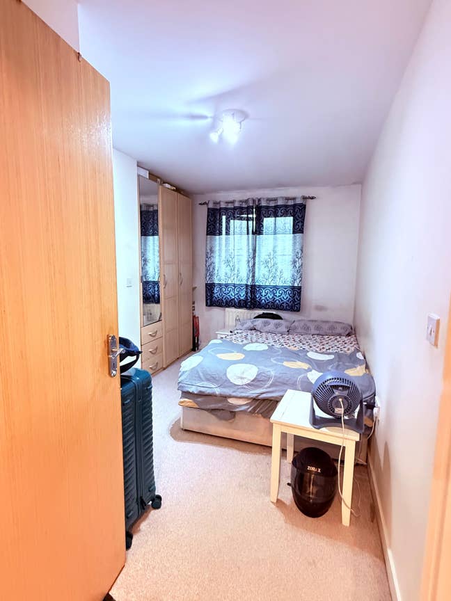 Double Room Available with attached toilet.  Main Photo