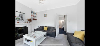 Female Double Room Close to Notting Hill Main Photo