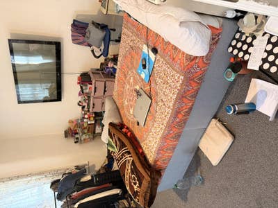 🏠 **Room Sharing Available – Girls Preffered** 👩🏻✨ Main Photo
