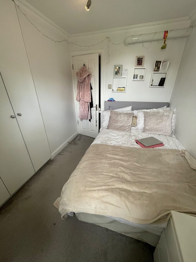Room available in Clapham Junction Main Photo