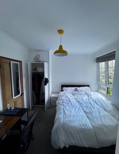 Sun-drenched and Spacious room in quiet nice area Main Photo
