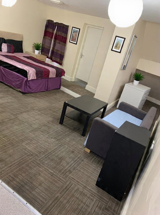 Open plan studio available in City Centre NE1 Main Photo