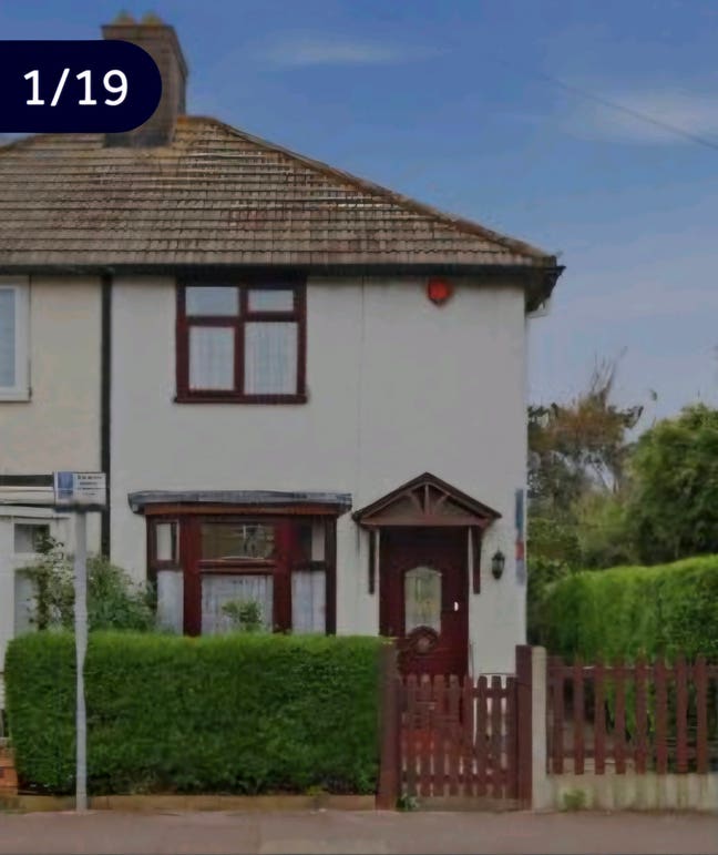 A lovely 2bedroom house to let  Main Photo