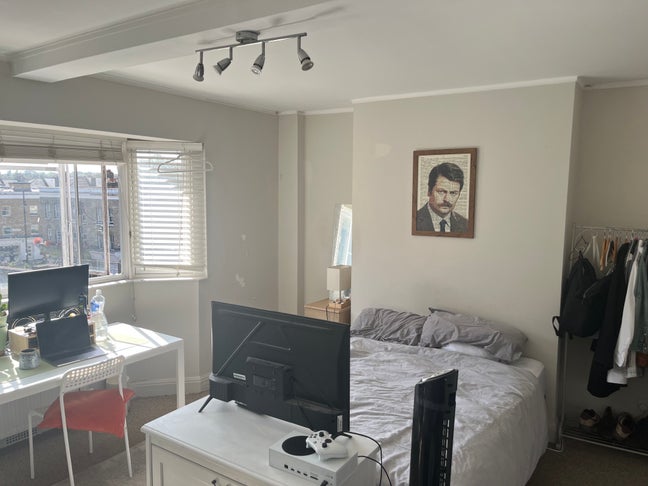 Huge Double Room, Above Brixton Village Market Main Photo