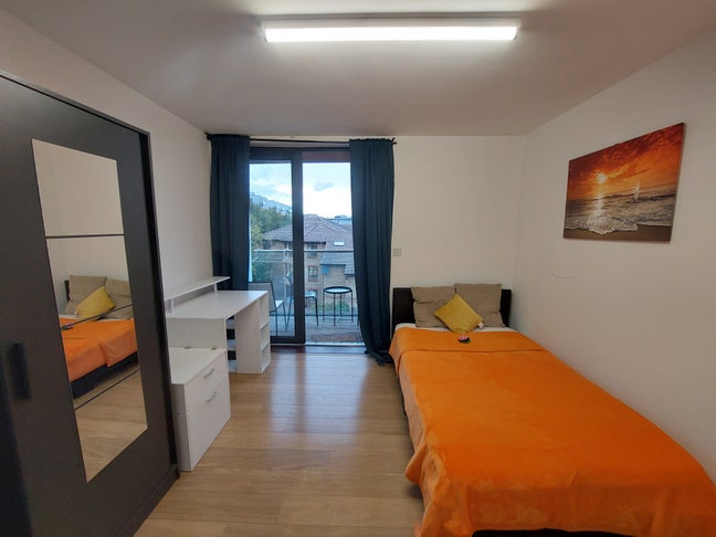 &pound;50 off-Double Rooms-Walk to Canary Wharf E14 area Main Photo
