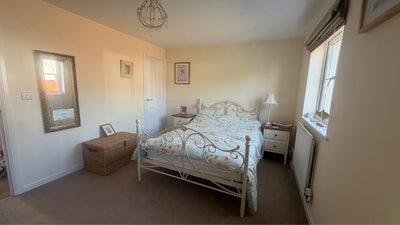 Gorgeous room to rent Main Photo