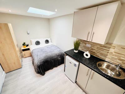 🏠✨️ Self-Contained Studio to Let in Willesden Gre Main Photo