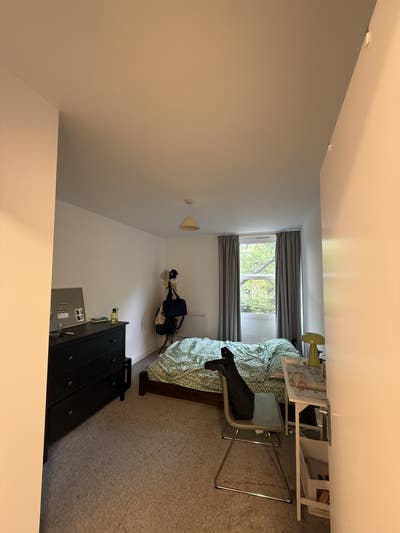 Room + Private Bathroom near Clapham Junction Main Photo