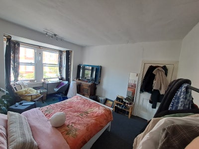 *Large Double Available - Unfurnished* Main Photo