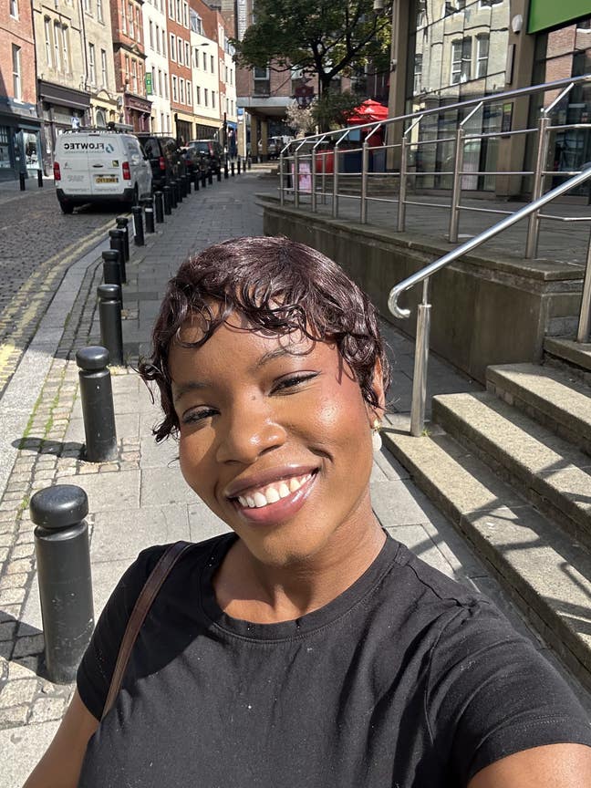 Female flatmates needed Main Photo