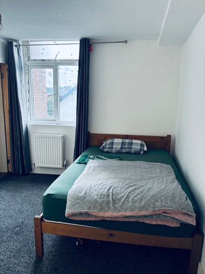 Room for rent  Main Photo