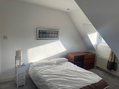 Double Room | Ensuite | Mon-Fri Let | Alum Chine Main Photo