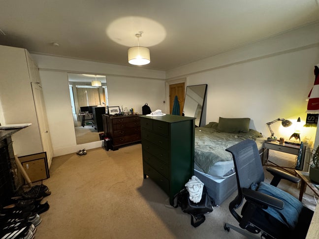 Massive double room near clapham junction Main Photo