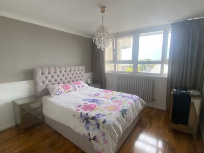 Double furnished room in bright duplex flat, SW4 Main Photo