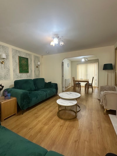3x furnished double rooms, 2x ensuite  Main Photo