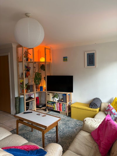 Double room in friendly house share(email in desc) Main Photo