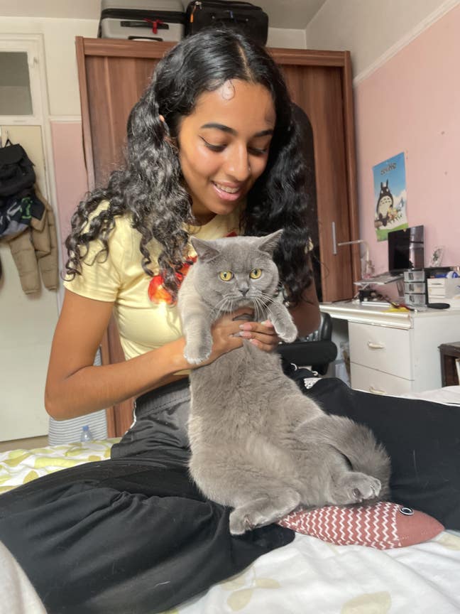 Hi, I’m a 23 year old professional female l... Main Photo