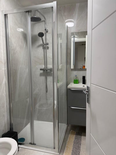 Amazing Double room with ensuite ( furnished)  Main Photo